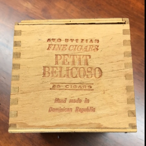 Wooden Cigar Box with Sliding Lid & Dovetail Joints - Picture 8 of 9